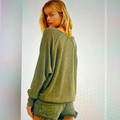 Nwt Free People Santa Clara Thermal Color Ferngullysize Large Olive Knit Tops For Fall, Casual Olive Knit Tops, Ombre Top, Free People Velvet, Free People Bodysuit, Pink Crop Top, Tie Dye Long Sleeve, Ruffled Sleeve Top, Santa Clara