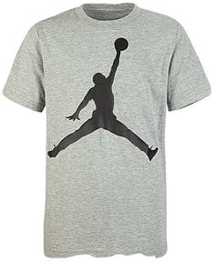 NWT Nike Air Jordan Boy's XL 18-20 Dark Heather Grey S/S T-Shirt 952423-042 B9. Condition is "New with tags". Nike Cotton T-shirt In Athletic Heather, Nike Graphic Print T-shirt In Athletic Heather, Nike Athletic Heather Crew Neck T-shirt, Nike Athletic Heather Graphic Print Top, Nike Gray Graphic Print Top, Nike T-shirt In Athletic Heather With Logo Print, Nike Athletic Heather T-shirt With Logo, Nike Gray T-shirt With Logo Print, Athletic Heather Short Sleeve T-shirt With Logo