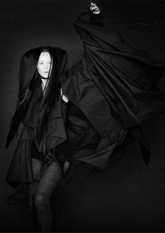 monk Dark Fashion Photography, Black Mode, Gothic Horror, Avant Garde Fashion, Fade To Black, Artist Style, Black Aesthetic, Back To Black