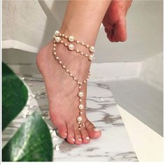 1 Pair Pearl Anklet Ring Gold Barefoot Sandals Pearl Ankle Bracelet, Ankle Bracelets Diy, Foot Chain, Barefoot Sandal, Pearl Anklet, Rope Jewelry, Beach Anklets, Cute Toes, Ankle Chain