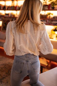 Intricate Crochet, Parisian Women, Awesome Blouse, Pretty Top, Crochet Design, Crochet Blouse, Transparent Design, Picture Sizes, Crochet Designs