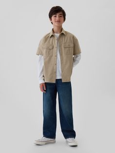 Authentic, no-stretch denim baggy jeans.  Button at center front