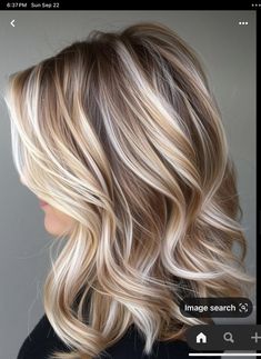 Blonde Multi Tone Highlights, Hi And Low Lights Blondes, Winter Blonde Highlights And Lowlights, Blonde With Chunky Lowlights, Really Blonde Highlights, Honey Butter Blonde Hair, Hair Curls Ideas, Cool Blonde Highlights With Lowlights, Short Hair Highlights And Lowlights