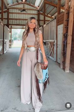 Country Fest Outfits Concert, Country Boho Outfit Summer, Pink And Black Western Outfit, Jean Western Outfits, Western Outfits Dressy With Boots, The American Rodeo Outfits, Dressy Western Outfits Women Stylish, Southern Boutique Outfits, Mothers Day Brunch Outfit Spring