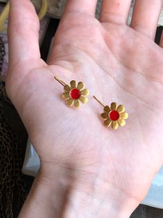 1970s Vintage Daisy Earrings Flower Earrings / Enameled Brass | Etsy Vintage Gold Flower Shaped Earrings, Vintage Gold Flower-shaped Earrings, Vintage Metal Flower Earrings, Vintage Gold Earrings With Flower Charm, Vintage Yellow Gold Flower Earrings, Retro Gold Flower Jewelry, Retro Flower Shaped Earrings For Gift, Retro Flower Shaped Earrings As Gift, Retro Flower Shape Earrings For Gift