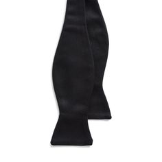 Elevate your eveningwear with the refined texture of this silk satin bow tie which is expertly crafted in Italy. Classic Satin Suit And Tie Accessories, Classic Fitted Satin Suit And Tie Accessories, Black Tie Classic Bow Tie, Elegant Solid Bow Tie, Black Silk Tuxedo For Evening, Black Silk Tuxedo For Evening Events, Elegant Silk Tuxedo, Elegant Solid Color Bow, Elegant Silk Tuxedo For Business