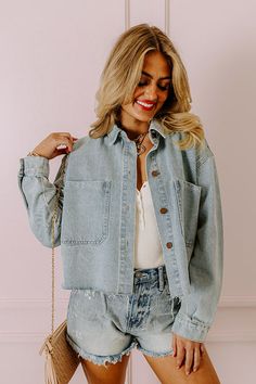 - Make this trendy denim jacket a staple of your casualwear collection! - Unlined non-stretch denim material - A collared neckline - Long, loose sleeves with button closure cuffs - Two functional front pockets - A relaxed silhouette that ends in a straight raw-cut hemline Measurements S : Bust 44", Hip 45", Length 20", Sleeve Length 20.5", Waist 45". M : Bust 46", Hip 47", Length 20.5", Sleeve Length 21", Waist 47". L : Bust 48", Hip 49", Length 21", Sleeve Length 21.5", Waist 49". Light Wash Collared Denim Jacket With Pockets, Trendy Medium Wash Denim Top With Pockets, Light Wash Button-up Denim Jacket, Everyday Light Wash Denim Jacket For Spring, Light Wash Denim Jacket For Everyday Spring Wear, Trendy Collared Light Wash Denim Jacket, Spring Denim Jacket With Frayed Hem, Spring Collared Denim Jacket For Day Out, Spring Collared Denim Jacket