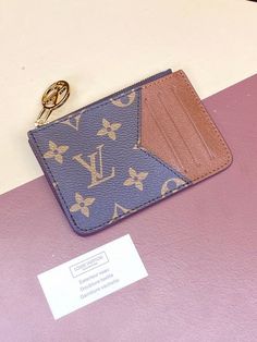 Size: 12cm*8cm*0.8cm It comes with Dust box, Care manual, Tag, and Paper bag. Top Collection, New Handbags, Louis Vuitton Bag, Wellness Design, Paper Bag, Clutch Bag, Textiles, Louis Vuitton, Things To Come