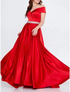 A-Line Evening Gown Elegant Dress Formal Sweep / Brush Train Christmas Red Green Dress Sleeveless Off Shoulder Satin with Pleats Crystals Red Green Dress, Train Christmas, Prom Dresses Sparkly, Gown Elegant, Sparkly Prom Dresses, Floral Prom Dresses, Dresses Formal Elegant, Evening Gowns Elegant, Evening Dresses Cocktail