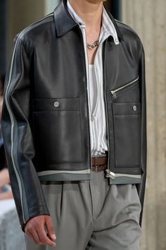 Mens Crop Top, Menswear Details, 2024 Menswear, Trendy Shirt Designs, Hermes Men, Mens Fashion Streetwear