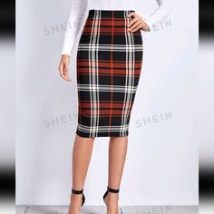 Shein Plaid Pencil Skirt Multicolor / 6(M). Never Worn. Pencil Skirt Plaid, Trendy Black Pencil Skirt For Office, Fitted Plaid Pencil Skirt, Multicolor Skirt For Workwear In Fall, Skirts Shein, Shein Skirts, Plaid Pencil Skirt, Pencil Skirts, Dress Skirt