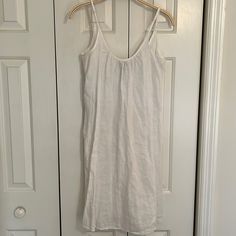 New Without Tags J. Crew White 100% Cotton Linen Dress With Adjustable Spaghetti Straps. Perfect Beach Dress White Cami Slip Dress For Beach, White Summer Midi Dress For Loungewear, Summer White Midi Dress For Loungewear, Casual Summer Midi Sleep Dress, White Cami Dress For Sleep, White Sundress For Loungewear, Casual Cami Sleep Dress, White Slip Dress For Spring Loungewear, White Casual Slip Dress For Vacation