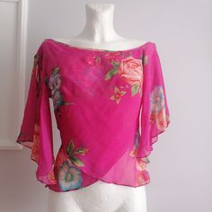 pink silk blouse with flowers, butterfly sleeves, fastened with a zipper on the side.  length 52 cm/ 20, 5" bust 46  cm/18 " X 2 100%  silk material Butterfly Blouse, Flowers Butterfly, Butterfly Sleeves, Silk Material, Pink Butterfly, Karen Millen, Pink Silk, Silk Blouse, Womens Clothing Tops