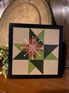 Snowflake Quilt, Painted Barn Quilts, Barn Quilt Designs, Quilt Square, Ceramic Inspiration, Christmas Painting, Barn Quilt Patterns, Block Patterns, Quilt Designs