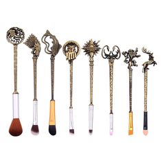 Channel your inner royalty with our 8-Piece Game of Thrones Inspired Makeup Brush Set! 👑 Dive into the realm of Westeros with these stunning brushes, inspired by the iconic series. Each brush is crafted with precision and quality to help you create epic makeup looks fit for a queen (or king). Unleash your inner Khaleesi and conquer the beauty game with our Game of Thrones Inspired Makeup Brush Set! #GameOfThrones #MakeupBrushSet #FantasyBeauty #RoyalMakeup #MyMakeupBrushSet #ShopNow Game Of Thrones Makeup, Buy Makeup Online, Contour With Eyeshadow, Shading Brush, Hand Of The King, Games Of Thrones, Color Games, Makeup To Buy, Makeup Tool