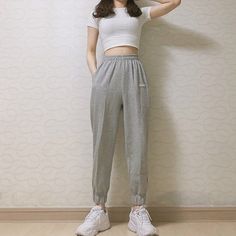 Moda Ulzzang, Simple Girl Outfits, Chinese Fashion Street, Korean Fashion Casual, Casual Day Outfits