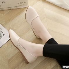 Fisdy - Professional Womens Pointed-Toe Flats Shoes with Soft Soles and Comfortable Design for Flight Attendants, Casual or Workwear Professional Shoes, Flight Attendants, Pu Heels, Professional Attire, Pointed Toe Flats, Work Shoes, Olivia Mark, High Heel Sandals, Flat Shoes