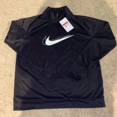 Nwt Nike Long Sleeve Quarter Zip Athletic Sweater. Thin Material, Lots Of Stretch. Made With Legging Like Material. Nike Half Zip Pullover, Athletic Sweater, Vintage Nike Jacket, Black Nike Hoodie, Nike Half Zip, Nike Quarter Zip, Nike Women Sweatshirt, Funnel Neck Hoodie, Nike Sportswear Women