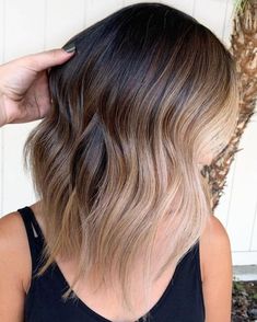 Brown Hair with Blonde Balayage Pieces Brown Platinum Balayage, Hair Colors Highlights, Platinum Balayage, Brown Hair With Blonde Balayage, Color Straight Hair, Ice Hair, Platinum Blonde Balayage, Blonde Balayage Highlights, Blonde Tips