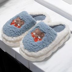 The Cozy Bear slippers are here to bring you a dose of softness and comfort  Available in several colors, they add a playful touch with their adorable teddy bear on the front, while keeping your feet nice and warm 🥰. With them, even lounging around the house becomes an ultra cozy and stylish experience 🛋️💖. Who said comfort couldn't be fun? 😉 These ultra-soft slippers aren't just cute, they're super practical too! Their cozy interior wraps around your feet 🦶💤 and the non-slip sole keeps yo Bear Slippers, Winter Slippers, Soft Slippers, Cozy Interior, Who Said, Mens Slippers, Hot Chocolate, Shoes Mens, Slippers