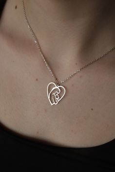 This cute 925 sterling silver necklace is a must for every woman. Can be worn alone, or layered with other necklaces for a trendier look. This silver animal necklace comes in a beautiful box, gift-ready!  ❤️ It would be an amazing gift for Anniversary, Birthdays, Christmas, Mother's Day, Women's Day. FEATURES - Material: High Quality Solid 925 Sterling Silver - Pendant height: 2 cm - Pendant width: 2 cm - Color Options: Silver, Yellow Gold, Rose Gold - Chain length 16 inches, 18 inches or 20 inches ❤️Production Techniques: Handmade and Laser Cutting (for High Quality) PACKING ❤️ All products are ready to be sent to you in stylish gift boxes. Also, there is no need for gift wrapping. SHIPPING AND RETURN - Production is made according to the order and delivered to the cargo next day. - Shipp Silhouette Necklace, Baby Silhouette, Necklace Mom, Animal Necklace, Mother Jewelry, New Mom Gift, Rose Gold Chain, Gift Newborn, Pet Necklace