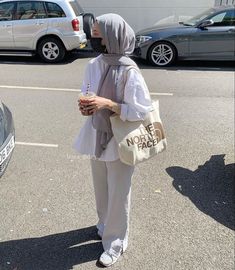 Outfit Ideas For Hijabi Girl, Hijabi Girl Outfit Ideas, Outfit For Muslim Girl, Muslim Style Outfits, Korean Muslim Fashion, Outfit Ideas Muslim Girl, Outfit Ideas Hijab Casual, Girly Hijabi Outfits, Muslim Teenage Outfits