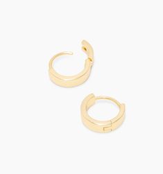 The perfect huggies don't exi... Meet your new every day favorite, the Rose Huggie. These clean lines add a touch of elegance to any style. 1/2" profile diameter 1/8" wide Hinge post closure 18k gold plated brass The Rose, Clean Lines, Meet You, Every Day, 18k Gold, Gold Plate, Plating, Brass, Gold