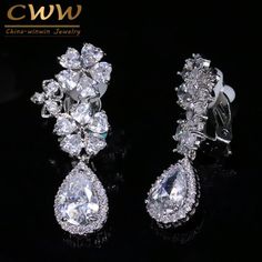 Fashion Earrings-Zircons Elegant Flower Shape Bridal Wedding Jewelry Cubic Zirconia Crystal Clip On Earings for Non Pierced Ear HoleModel Number:32842881517 Cheap Diamond Rings, Fashion Pic, Pierced Ear, Rings Ideas, Cubic Zirconia Jewelry, Pierced Jewelry, Wedding Bridal Jewellery, Cz Jewelry, Elegant Flowers