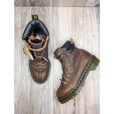 Dr Martens Santo Lace Up Boots Brown Grizzly Women Size 5 New Without Box Comes With New Laces Shaft: 5.5in Heel: 1.5in Blue Doc Martens, Doc Martens Combat Boots, Platform Dr Martens, White Combat Boots, Doc Marten Boot, Jadon Boots, Shoes Dr Martens, Doc Martens Boots, Silver Boots