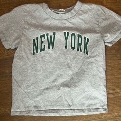 Nwot No Staining Or Tears One Size Only Brandy Melville Baby Tee, Cute Cheap Shirts, Brandy Clothes, Brandy Mellvile, Brandy Melville Clothes, Brandy Shirt, Nike Winter Jackets, Brandy Melville Shirts, Tops Brandy Melville