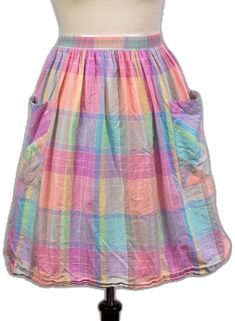 Casual Multicolor Skirt With Pockets, Multicolor Skirt With Pockets For Spring, Casual Plaid Skirt With Patchwork, Multicolor Summer Skirt With Pockets, Summer Multicolor Skirt With Pockets, Plaid Skirt With Pockets, Relaxed Multicolor Skirt With Pockets, Multicolor Relaxed Skirt With Pockets, Vintage Plaid Summer Skirt