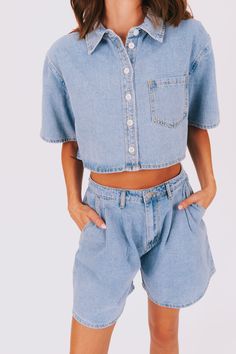 Go all in or go home with our All Or Nothing Set! This set includes an ultra-chic crop denim button-down shirt and a pair of oversized fit shorts. Perfect for adding a touch of playfulness to your wardrobe while staying comfortable and stylish. Don't miss out on this unique set! Details Crop denim button-down shirt Oversize fit shorts Sizing Approximate measurements: SIZE LENGTH/INSEAM BUST/WAIST Small Top 16" 46" Small Bottom 17/5.5" 30" Medium Top 16.5" 48" Medium Bottom 18/6" 32" Large Top 17 Waist Small, Shirt Oversize, All Or Nothing, Denim Button Down, Cropped Denim, Small Tops, Workout Shorts, Oversized Fits, Apparel Accessories