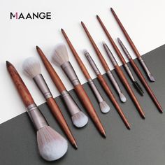 11pcs Makeup Brushes Set Cosmetic Foundation Powder Blush Eye Shadow Lip Blend Wooden Make Up Brush Tool Size:App.13-17 Cm Weight:107g Hair Material:High Quality Nylon Hair Handle:Wooden Handle Usage: Makeup Artist/Studio/Salon/Beauty School/Home/Travel Wooden Makeup Brushes, Lip Blending, Makeup Tools Products, Makeup Brushes Set, Makeup Brush Cleaner, Make Up Brush, Professional Makeup Brushes, Contour Brush, Eyeliner Brush