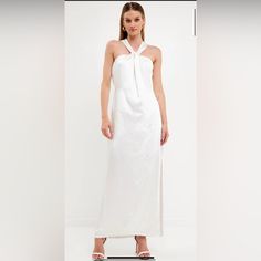 Size M. New. White Halter Dress For Summer Formal, White Summer Formal Halter Dress, Summer Formal White Halter Dress, White Formal Halter Dress For Summer, White Halter Neck Cocktail Maxi Dress, Chic White Halter Cocktail Dress, Elegant Halter Neck Mini Dress For Brunch, Elegant Halter Neck Maxi Dress For Brunch, White Satin Halter Dress For Evening