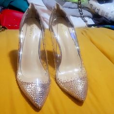 Miluoro Pointed Toe Transparent Rhinestones High Heels Weeding Pumps New Without .. Wedding Pumps, Rhinestone High Heels, Party Pumps, Steve Madden Sandals, Bow Pumps, Pointed Heels, Blue Heels, Gold Heels, Black Leather Heels