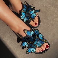 Sty... Patchwork Butterfly, Womens Summer Shoes Sandals, Door Shoes, Butterfly Sandals, Butterfly Shoes, Bohemian Sandals, Butterfly Fashion, Embroidered Flats, Blue Butterflies