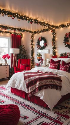 Xmas Dorm Decorations, Red And White Christmas Bedroom Decor, Christmas Decorations Bedroom Aesthetic, Cute Christmas Decorations For Bedroom, Decorating Your Room For Christmas, Christmas Decor Dorm, Christmas Decor In Bedroom, Xmas Lights In Bedroom, Bloxburg Christmas Bedroom Ideas