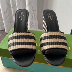 Beautiful Weaved Slide With Wedge Heels. Kate Spade Shoes, Black Cream, Wedge Heels, Kate Spade, Wedges, Slippers, Size 10, Women Shoes, Cream