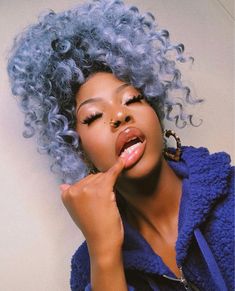 Feature Wardrobe, Women Gray Hair, Dyed Curly Hair, Colored Curly Hair, Dyed Natural Hair, Afro Puff, Real Hair