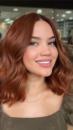 Copper Hair Long Bob, Brown Copper Short Hair, Short Brown Red Hair, Short Dark Copper Hair, Copper Long Bob, Copper Balayage Bob, Short Curly Red Hair, Copper Bob Hair, Short Auburn Hair