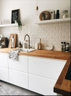 the kitchen counter is clean and ready for us to use