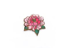 Add a little flare to your day with our one of a kind lapel pins. These little peonies are so hot right now. Who doesn't love this precious pretty peony? Definitely #ontrend. We worked with a terrific canadian manufacturer to translate our original artwork into a trusty 1" pin you can wear with you everywhere.Available in Gold or Rose Gold.Pin these to your jacket, purse, collar and immediately feel a pep in your step.Collect the set! https://www.etsy.com/shop/lanabetty/?section_id=21445980SHIPP Spring Flower Enamel Pin As A Gift, Spring Flower Enamel Pin For Gift, Spring Flower Enamel Pin Gift, Pink Flower Brooch Pins, Pink Flower Enamel Pin, Gold Pin, Hot Lips, Pink Peony, Kawaii Stickers