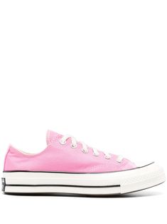 bubblegum pink/white panelled design round toe rubber toecap eyelet detailing logo patch to the rear branded insole rubber sole front lace-up fastening Low Top Converse, Fun Shoes, Converse Low Tops, Pink Converse, Detailing Logo, Sneakers Pink, Converse Chuck 70, Chuck 70, Brown Sneakers