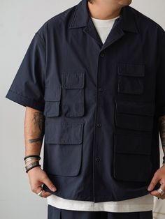 Men's Functional Irregular Pockets Loose Shirt
Features：

 	Product ID:SS0164
 	Material:Cotton
 	Season:Summer
 	Color:Navy,Khaki

Size Chat： Navy And Khaki, Loose Shirt, Mens Cargo, Cargo Shorts Men, Summer Color, Loose Shirts, Cargo Shorts, Season Summer, Short Sleeve Shirt