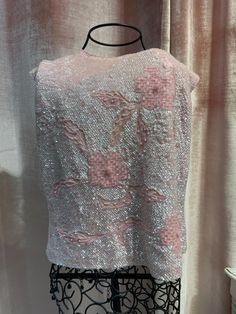 ❤️❤️ DESCRIPTION ❤️❤️ Vintage 1960s sequin floral baby light pink zip up top ❤️�❤️ MEASUREMENTS ❤️❤️ Waist 17  Chest 18 Pink Embellished Party Top, Pink Embellished Evening Tops, Pink Fitted Sequin Fabric With Floral Embroidery, Fitted Pink Sequin Fabric With Floral Embroidery, Vintage Pink Tops For Party, Vintage Pink Party Tops, Vintage Pink Party Top, Fitted Embellished Pink Tops, Vintage Sequin Top For Spring