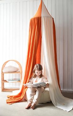 Transform your baby's space with our beautiful Crib Canopy, perfect for creating a cozy and stylish atmosphere. This versatile Baby Canopy can be hung over a crib, bed, or play area, making it a lovely addition to any nursery or toddler room. Crafted from 100% cotton muslin, this Bed Canopy adds a touch of elegance and comfort to your little one's room. Designed for both boys and girls, this Nursery Canopy brings a boho vibe, ideal for modern or minimalistic decor styles. Whether you're decorati Boho Bed Canopy, Canopy Nursery, Girls Canopy, Boho Bed, Minimalistic Decor, Crib Bed, Nursery Canopy, Baby Canopy, Crib Canopy