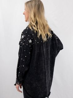 We love that denim jackets are back in full force, and we love even more that they are bejeweled and bedazzled and all the other things. Pair this pearl and star details jacket casually or dress it up with a plain dress for a concert night. SIZE & FIT Fit is true to size Oversized fit Model is 5'6" wearing size small Dress For A Concert, Plain Dress, Black Denim Jacket, Denim Jackets, Black Denim, Fitness Models, Denim Jacket, Craft Projects, Force