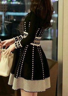 Rhombus Pattern, Look Rock, Round Neck Sweater, African Traditional Dresses, Black And White Dress, Latest Trend, African Fashion Dresses, African Dress, African Clothing