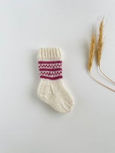 Baby Socks Knit, Purple Socks, Baby Knitwear, Hand Knit Socks, Wool Socks, Girls Socks, Boy And Girl, Baby Socks, Kids Socks