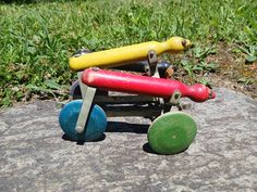 Tinker Toys, 3 Dogs, The Cloth, Vintage Things, Pull Toy, Rare Antique, Etsy Australia, Dog Toys, Vibrant Colors